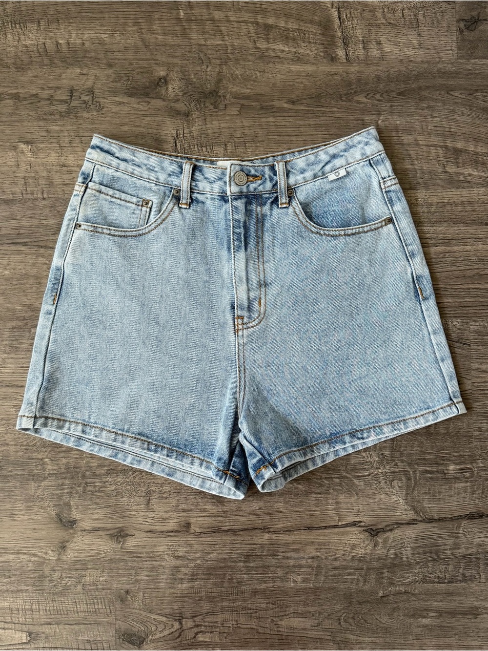 Rhythm Classics Light Wash Denim Shorts High Rise Size 4 Casual - Picture 2 of 11